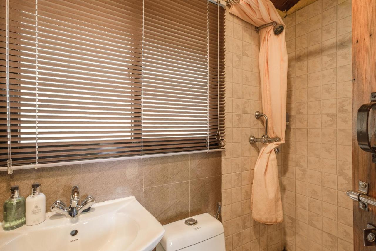 Shivapuri Heights Cottage Катманду Экстерьер фото